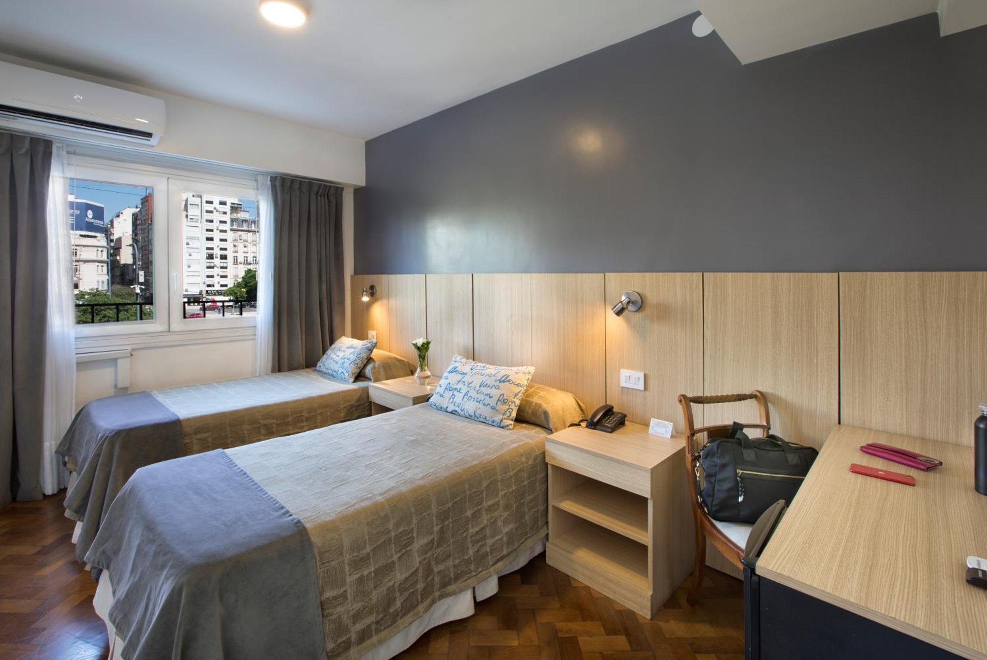 Embajador Hotel Буенос Айрес Екстериор снимка