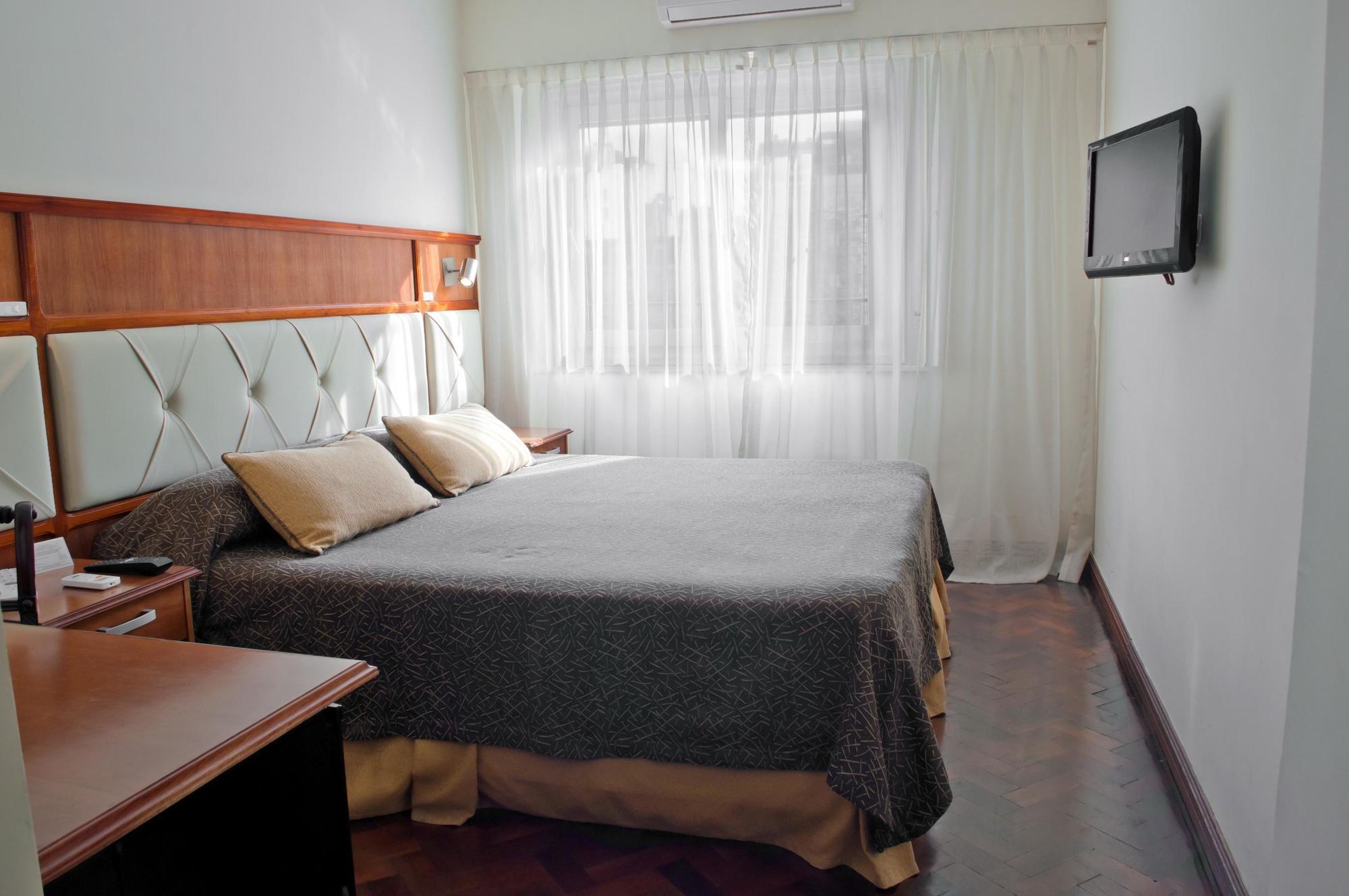 Embajador Hotel Буенос Айрес Екстериор снимка