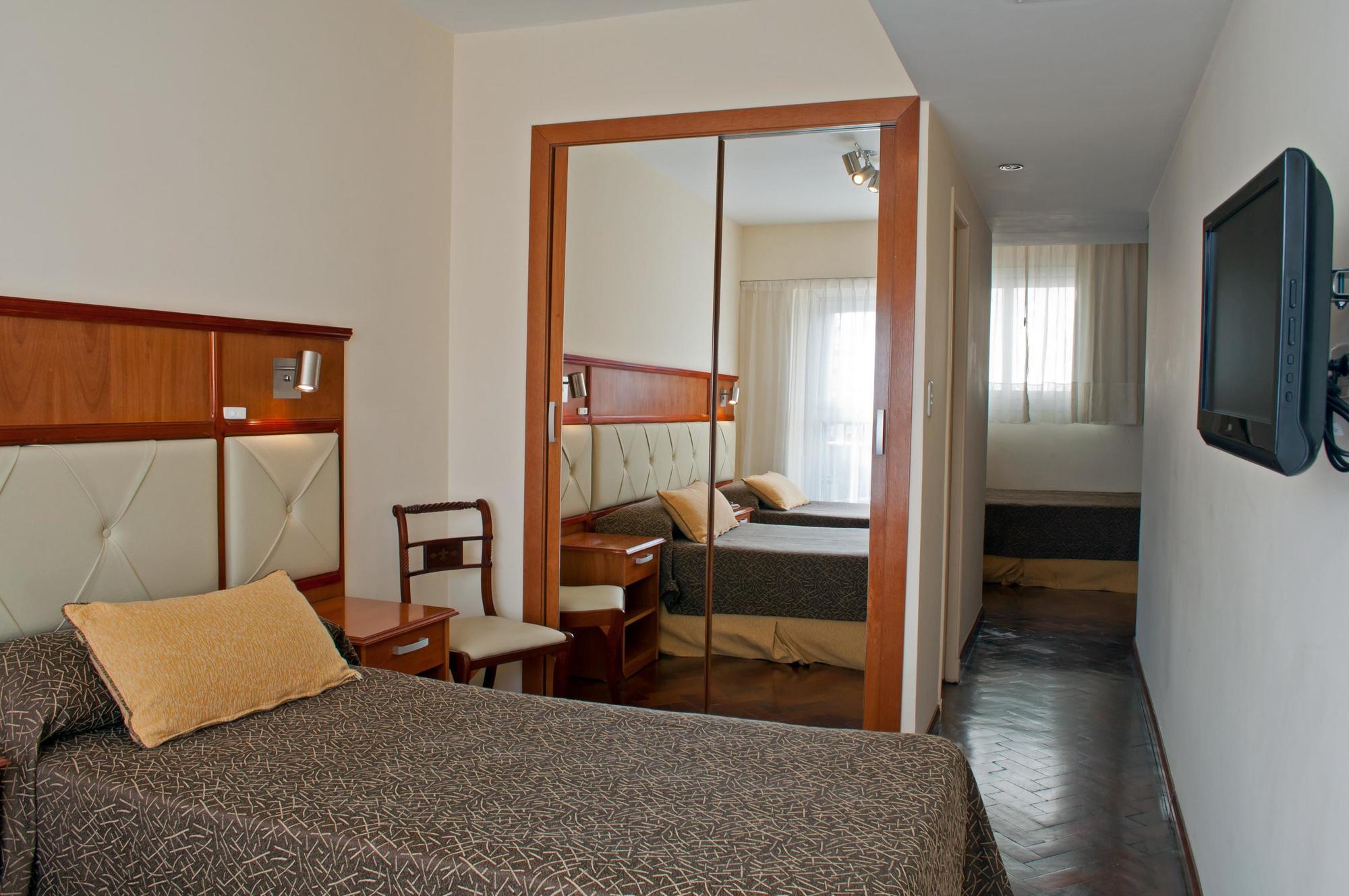 Embajador Hotel Буенос Айрес Екстериор снимка